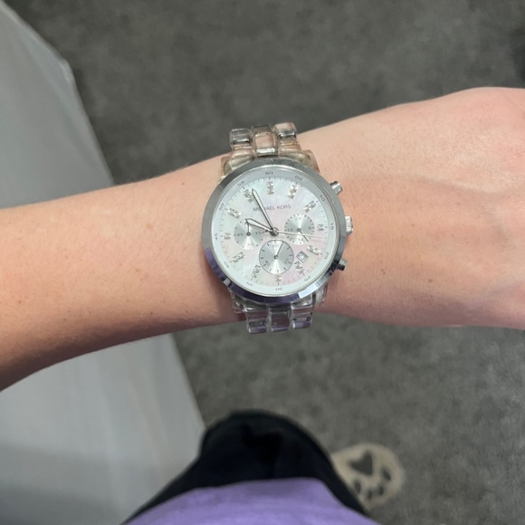 Michael kors watch - Picture 2 of 3